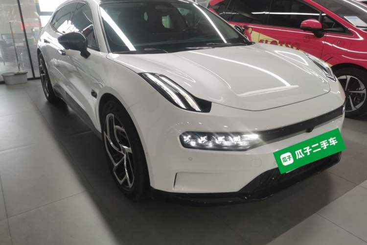 Used Zeekr 001 2022 Ultra-Long Range Single-Motor WE Version Front Right 45 Deg