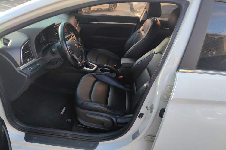 Used Hyundai Elantra (6th Generation / Lingdong) 2016 1.6L Automatic ZhiXuan – Elite Version
