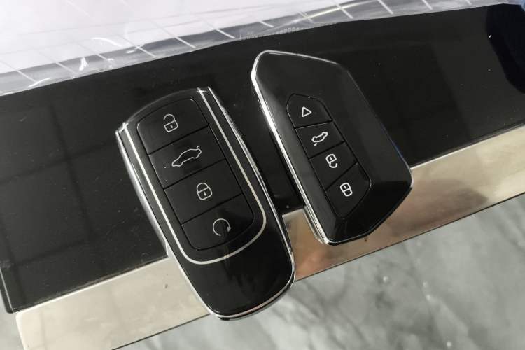 Used EXEED Stellar 2023 400T Four-Wheel Drive Deluxe Edition Interior 1