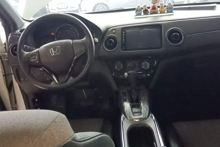Used Honda XR-V 2020 1.5L CVT Comfort Version Center Console