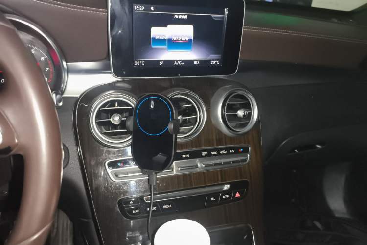 Used Mercedes-Benz GLC 2018 GLC 260 4MATIC Luxury Model