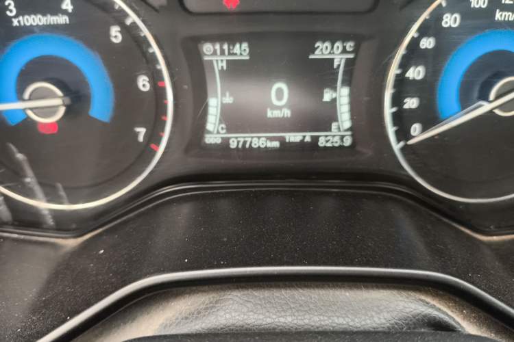 Used Dongfeng Fengon 580 2016 1.8L Manual Comfort Model