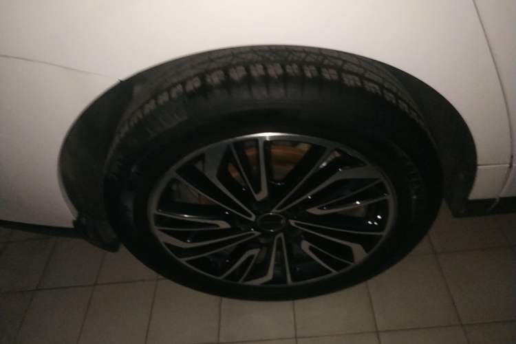 Used FORTHING Yacht 2022 1.5T DCT Chasing Wind Edition Right Rear Wheel Hub