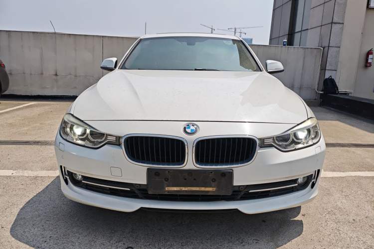 Used BMW 3 Series 2013 320Li Fashion Model
