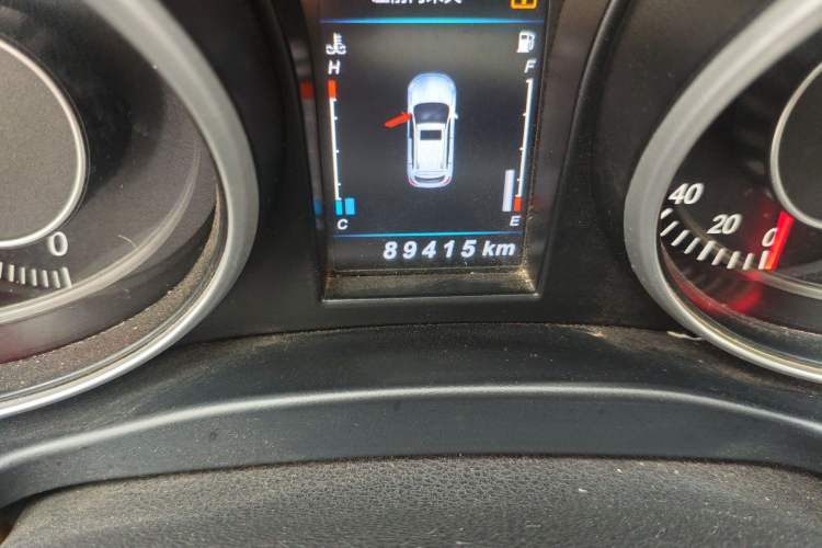 Used Leopaard CS10 2015 2.0T Manual Excellence Edition Odometer Close Up