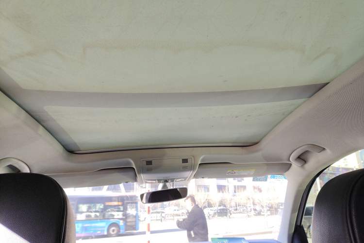 Used Volkswagen Tayron X 2020 330TSI Two-Wheel Drive Luxury Smart Connectivity Version