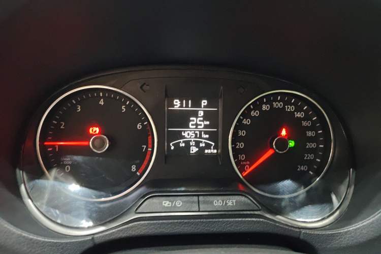 Used Volkswagen Polo 2016 1.6L Automatic Comfort Model Instrument Cluster