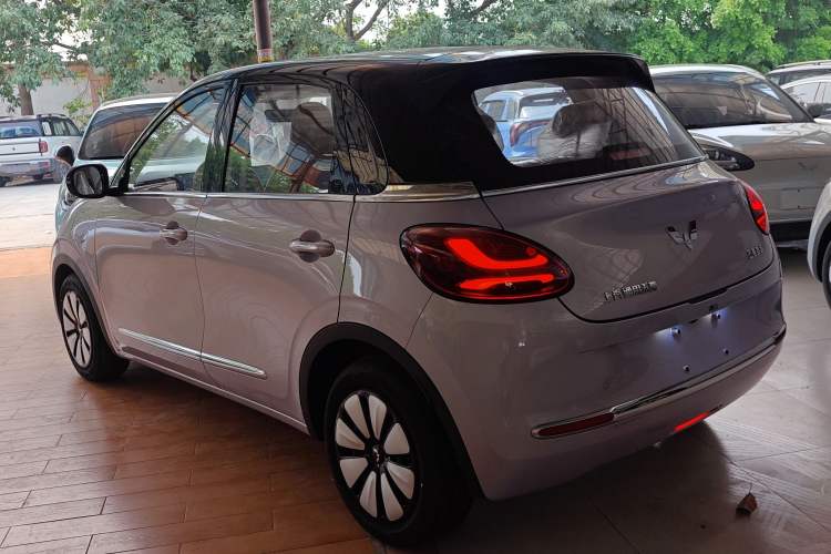 Used Wuling Bingo 2025 333 km Lingxi Connected Version Rear Left 45 Deg