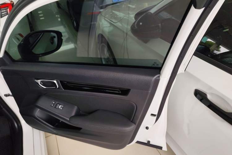 Used Honda Civic 2022 240TURBO CVT Dynamic Edition
