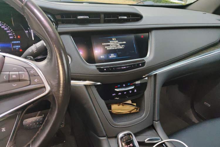 Used Cadillac XT5 2018 25T Tech Model