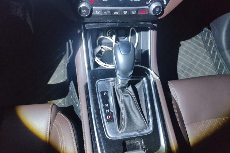 Used Changan Eado 2019 High-Energy Edition 1.6L GDI Automatic Zhenfeng Model China VI Standard
