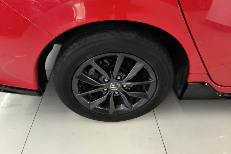 Used Honda Civic 2021 HATCHBACK 220TURBO CVT New Trendsetter Right Rear Wheel Hub