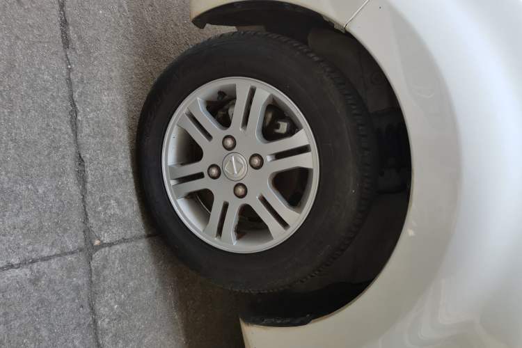 Used JMEV E200L 2018 E200L Standard Model (250 km)