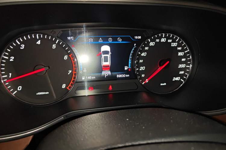 Used FAW Senya R9 2018 1.2T Automatic Luxury Smart Edition