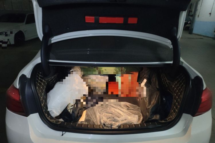 Used BMW 3 Series 2017 320Li Fashion Model Trunk