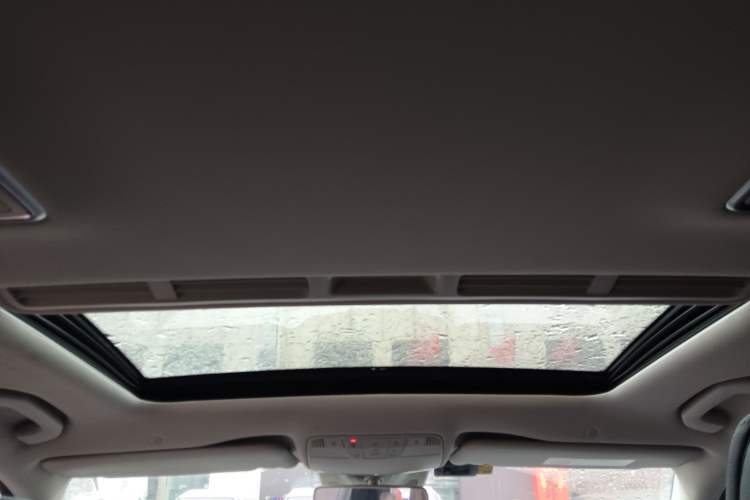 Used Mercedes-Benz E-Class 2016 E 200 L Sport Edition