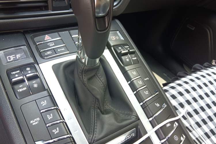 Used Porsche Macan 2021 Macan S 3.0T