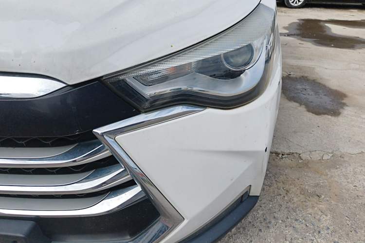 Used JAC Group Refine S3 2018 Smart Drive Edition 1.5L Manual Luxury Model
