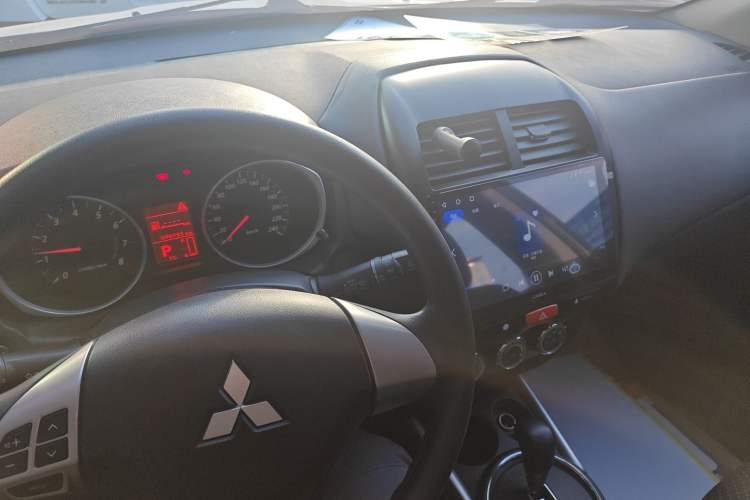 Used Mitsubishi ASX 2013 2.0L CVT Two-Wheel Drive Elite Edition
