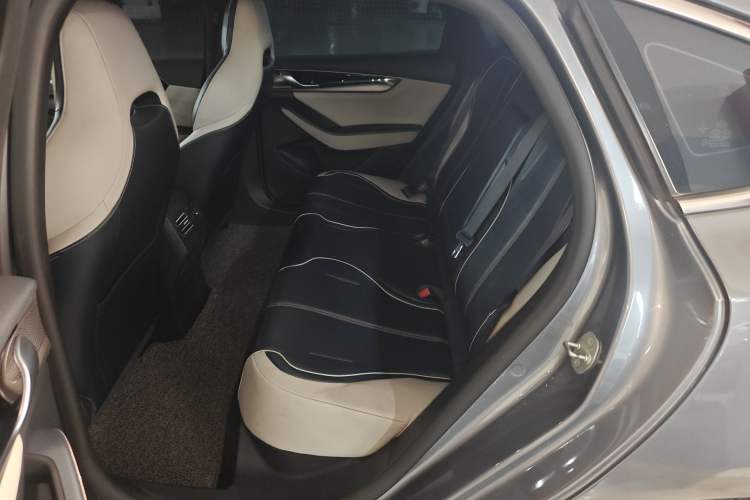 Used BYD Qin PLUS 2021 EV 500KM Luxury Model