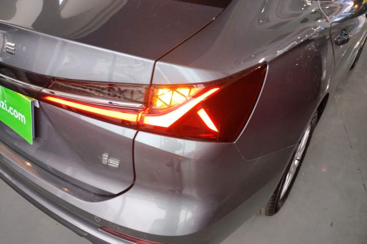 Used Roewe i5 2023 1.5L CVT Luxury Edition