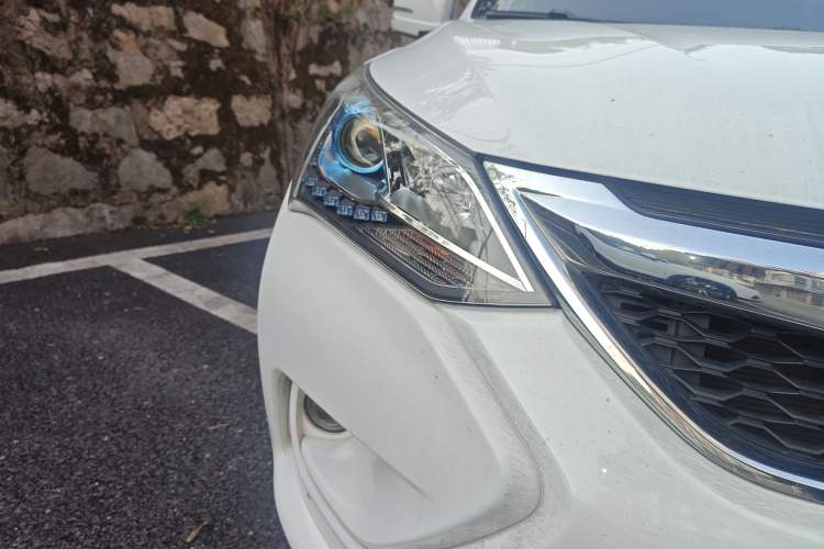 Used BYD Song 2017 Gaishe Upgrade Edition 1.5TID Automatic Comfort Model