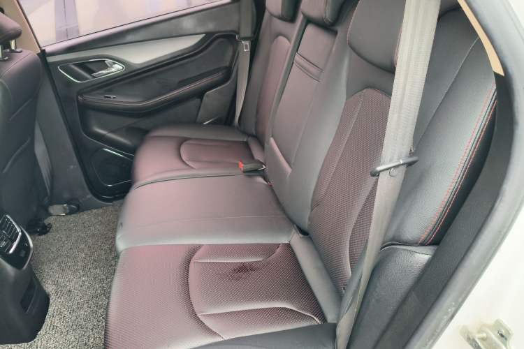 Used Baojun 560 2016 1.8L iAMT Luxury Model