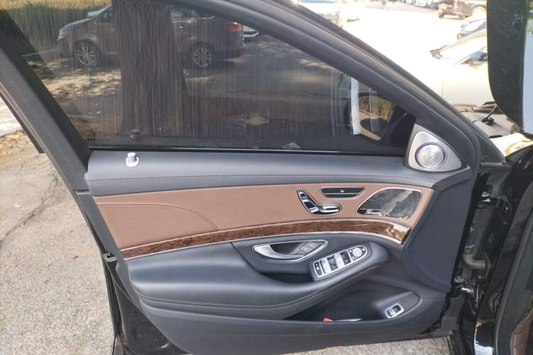 Used Mercedes-Benz S-Class 2019 S 320 L
