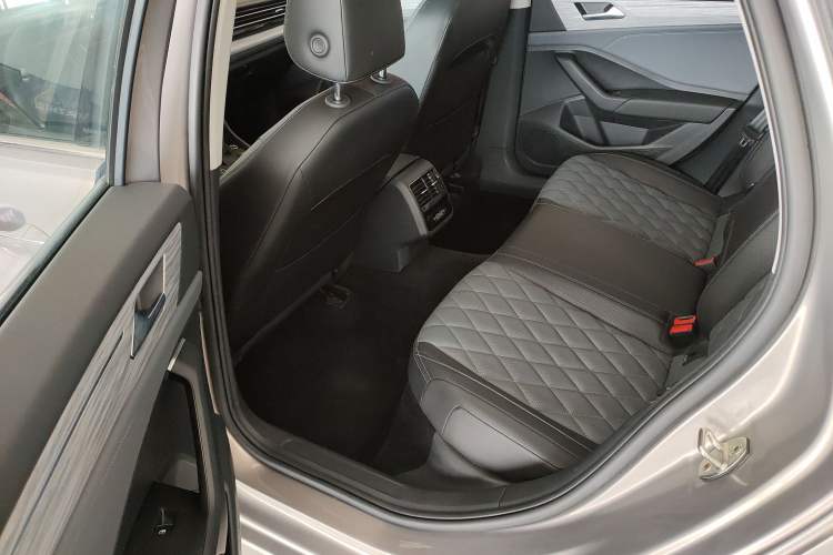 Used Volkswagen Sagitar 2023 300TSI DSG Excellence Edition Left Rear Seat