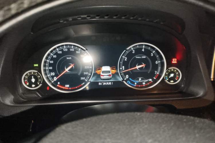 Used BMW 5 Series GT 2014 528i Leading Model