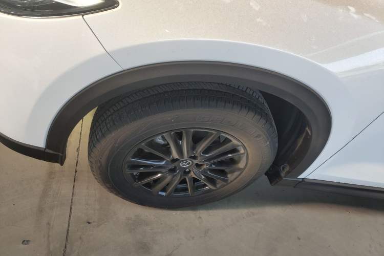 Used Mazda CX-5 2021 2.0L Automatic Two-Wheel Drive Black Knight Left Front Wheel Hub