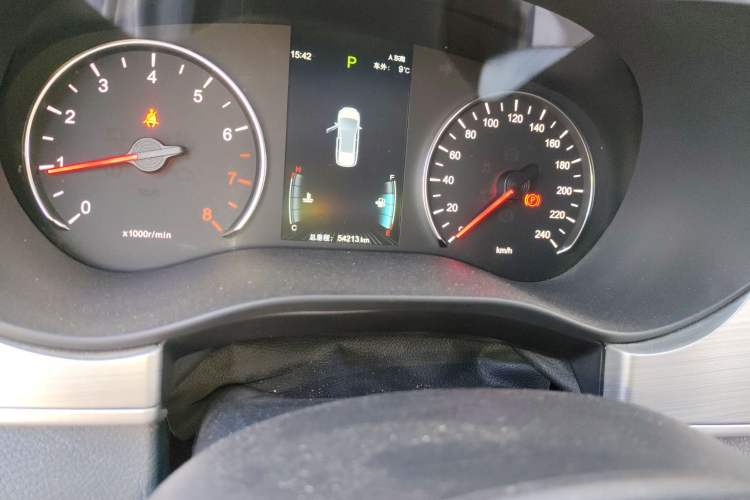 Used BYD Song MAX 2021 Upgraded Model 1.5T Automatic Luxury 6-Seater Odometer Close Up