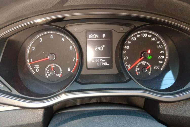 Used Volkswagen Passat 2017 1.8TSI DSG Government Procurement Version (CEA Engine) Instrument Cluster