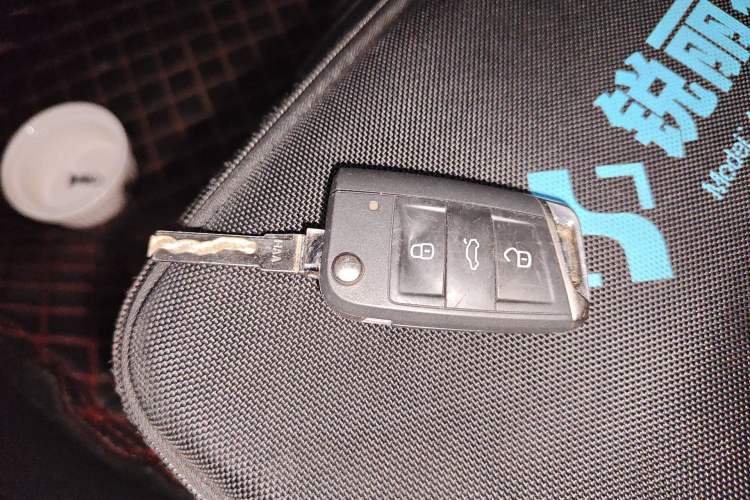 Used Volkswagen Lamando 2019 280TSI DSG Comfort Edition China VI standard Vehicle Key