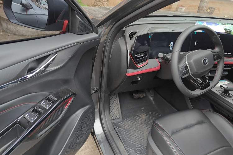 Used CHANGAN X5 PLUS 2025 1.5T DCT Excellence Edition
