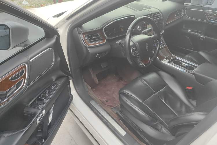 Used Lincoln Continental 2018 2.0T Two-Wheel Drive Luxury Edition Driver Seat