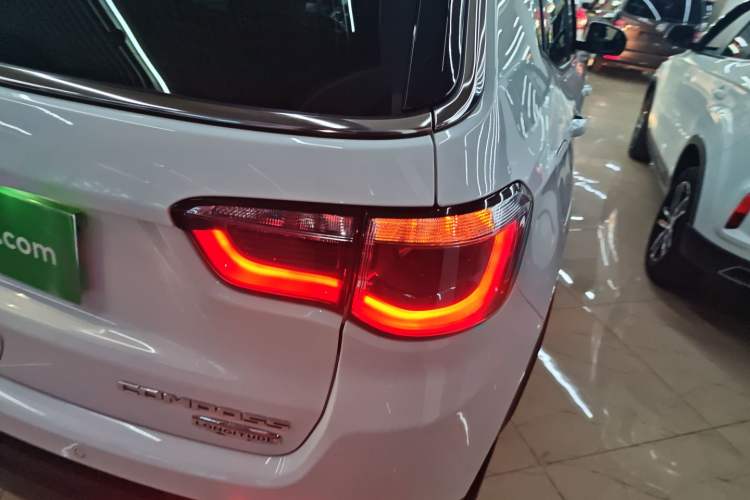 Used Jeep Compass 2017 200T Automatic Family Edition Right Rear Taillight