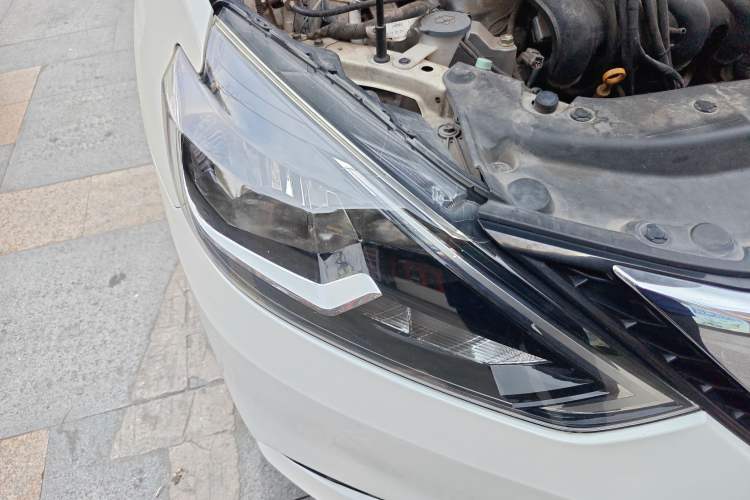 Used Nissan Sylphy 2019 Classic 1.6XE CVT Comfort Edition Right Front Headlight