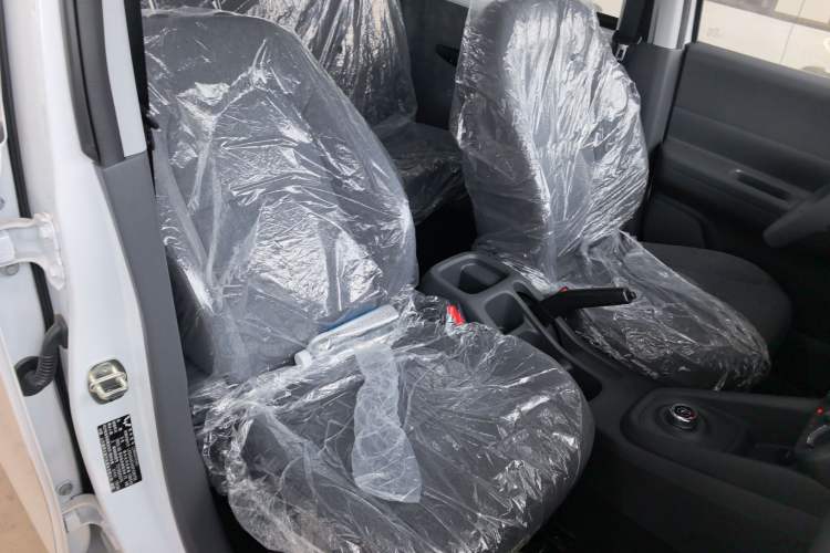 Used Wuling Hongguang New Energy 2024 All-Electric Model 300KM Standard Version
