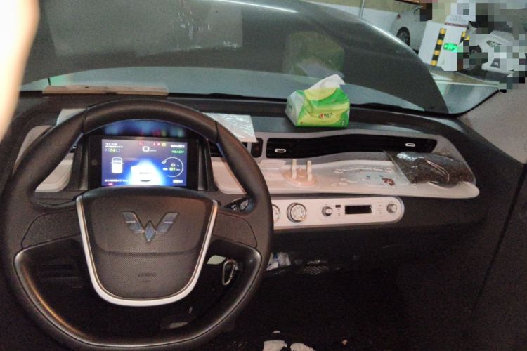 Used Wuling Hongguang MINIEV 2022 Macaron Premium Model – Lithium Iron Phosphate
