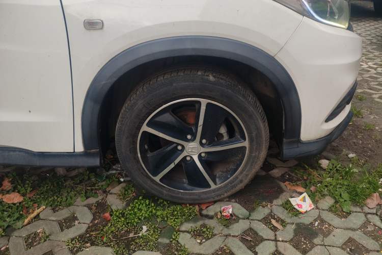 Used Honda Vezel 2020 1.5L CVT Pioneer Edition