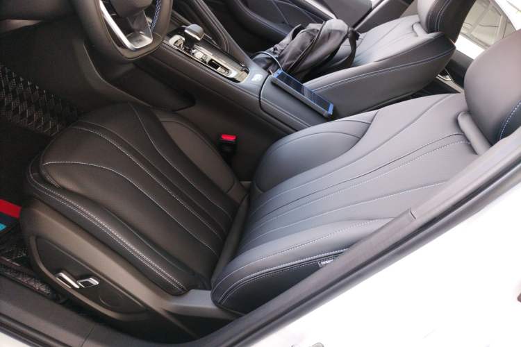 Used Geely Auto Preface 2026 Model Oriental Yao 1.5TD Fuyao Edition Left Front Seat