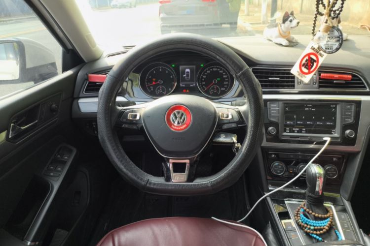 Used Volkswagen Lamando 2017 280TSI DSG Comfort Edition Steering Wheel