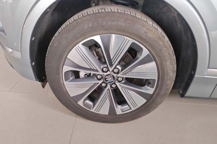 Used Buick E5 2025 Model 620KM Prestige Edition
