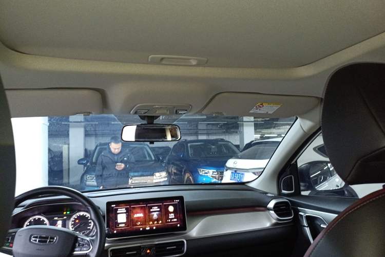 Used Geely Auto Coolray 2021 1.4T DCT Diamond Edition
