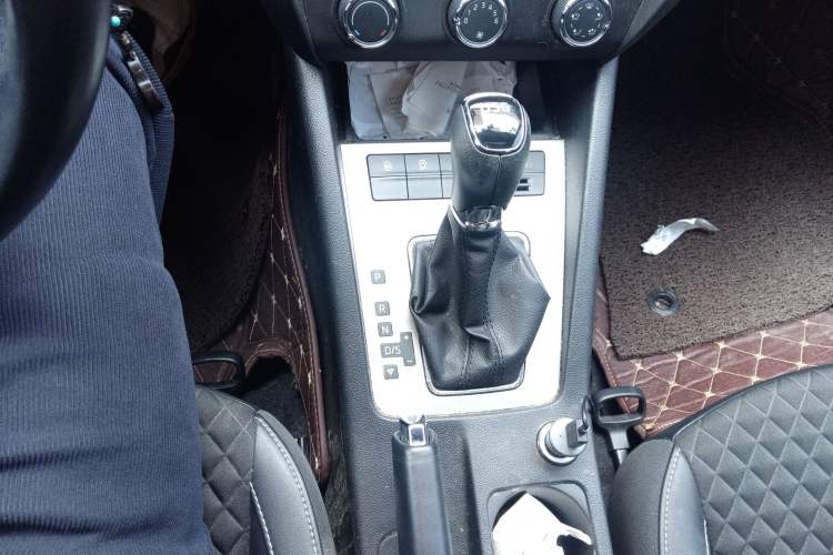 Used Skoda Octavia 2018 TSI230 DSG Luxury Edition