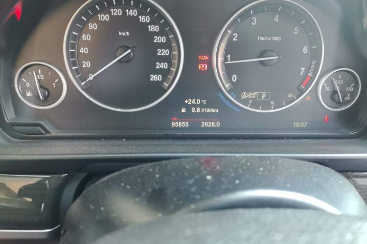 Used BMW 5 Series 2014 525Li Luxury Design Package