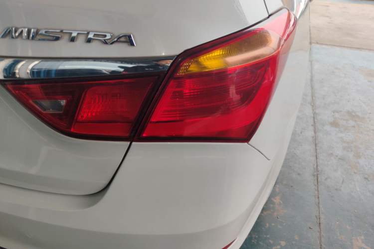 Used Hyundai Mistra 2014 1.8L Automatic Smart GLS