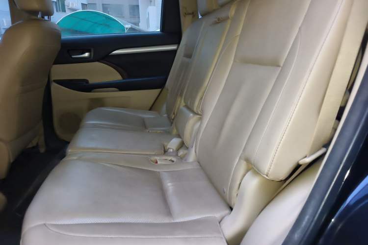 Used Toyota Highlander 2015 2.0T Four-Wheel Drive Luxury Edition 7-Seater