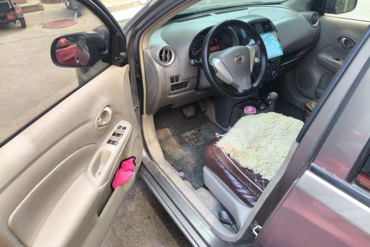 Used Nissan Sunny 2016 1.5XE CVT Leading Edition Driver Seat